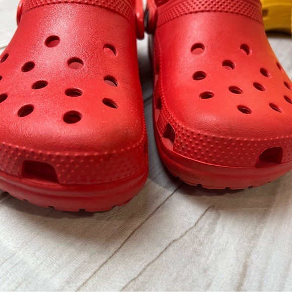 2 pair Crocs Red and Yellow Clogs M5 W7 - Picture 4 of 16